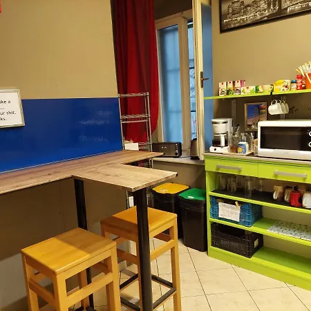 אכסניה Hurricane